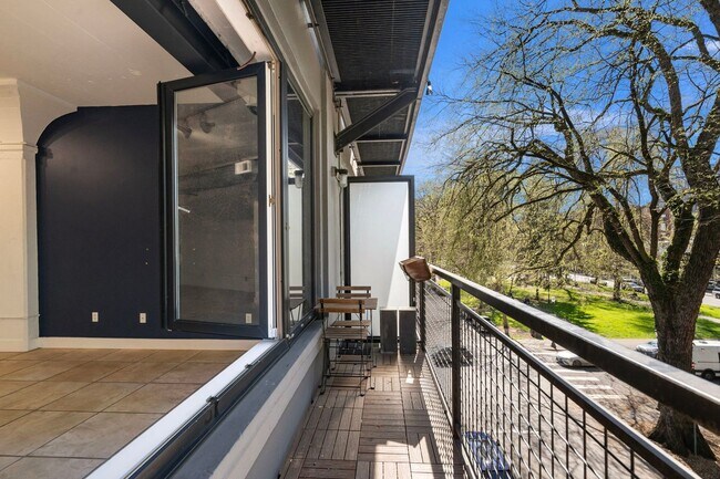 Building Photo - North Park Lofts - Historic Pearl District Warehouse Studio w/parking/most utilities/private balc...