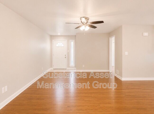Building Photo - 4713 N Harvey Pkwy
