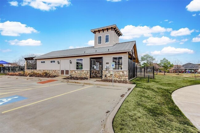 Building Photo - 22402 Lavaca Ranch Ln