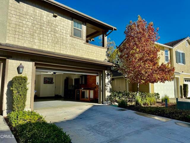 Building Photo - 3214 N Ventura Rd