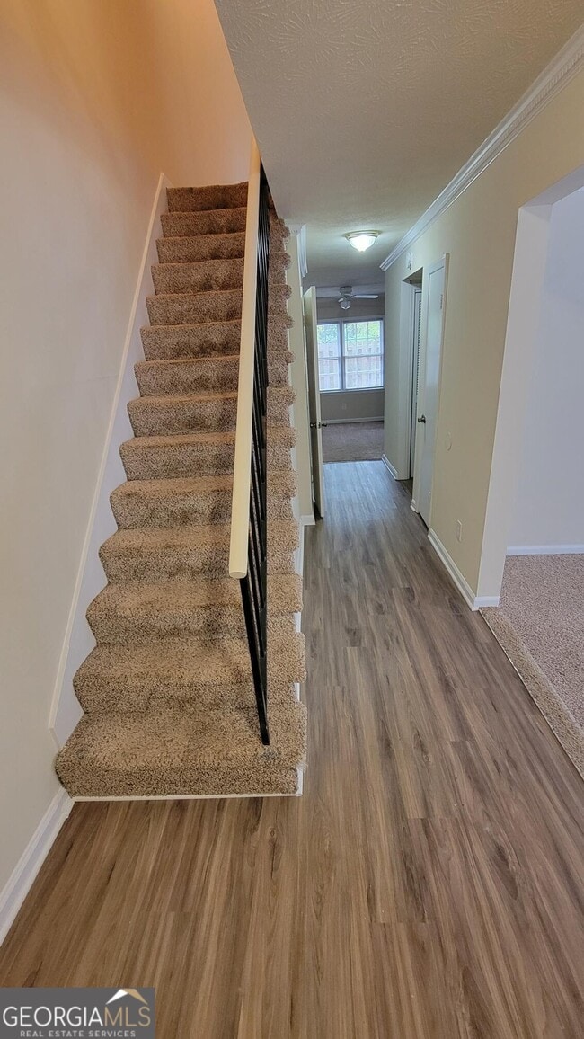 Building Photo - 2462 Lehaven Dr