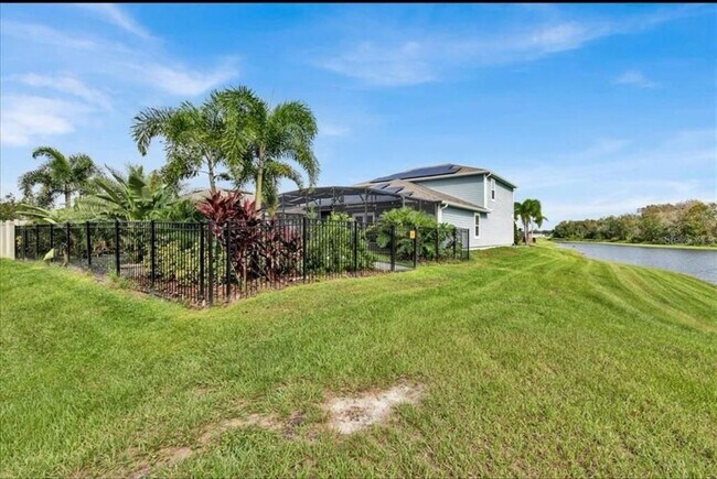 Building Photo - 4511 Bluff Oak Loop