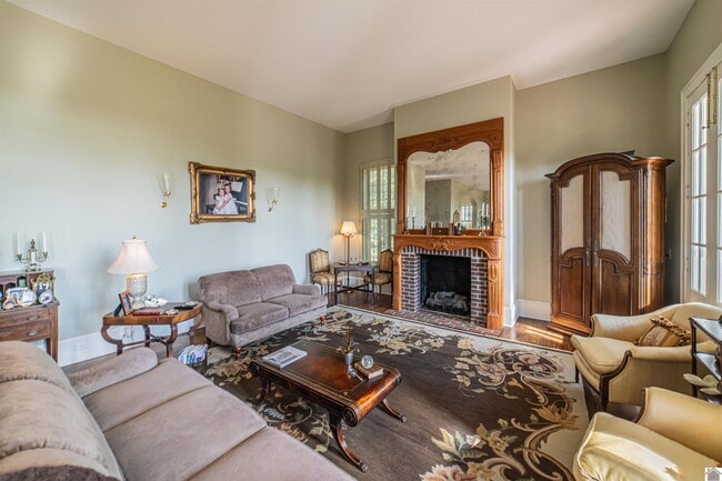 Building Photo - 2500 Biggs Rd