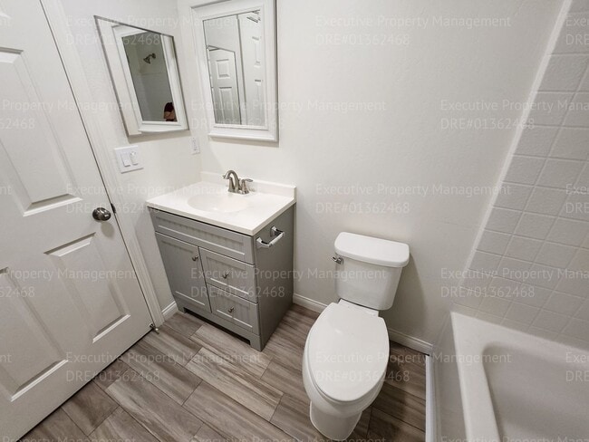 Building Photo - 3275 Chester Ln