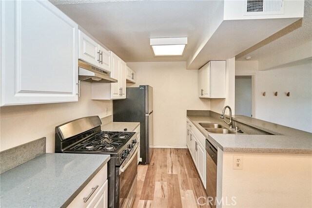 Building Photo - 26200 W Redlands Blvd