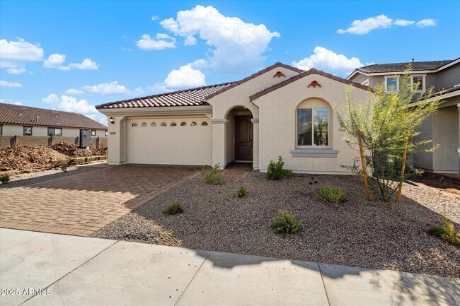 Building Photo - 10211 W Crittenden Ln