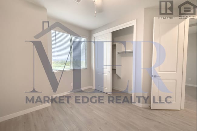 Building Photo - 3Bed/2Bath Home at I-17/Carefree Hwy! $1995 MOVE-IN SPECIAL! Ready for Immediate Move-In!