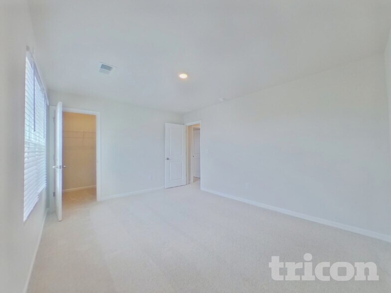 Building Photo - 1438 Cattleman Acrs Dr