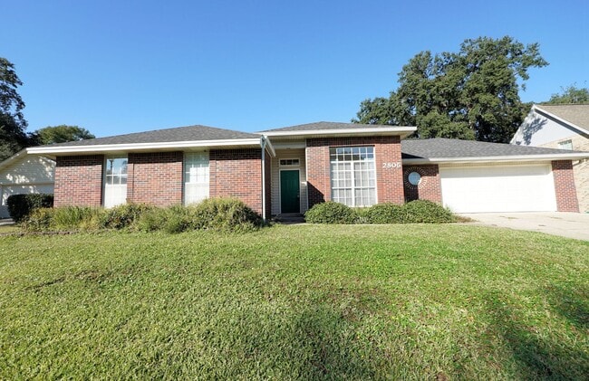 Building Photo - Shalimar Location