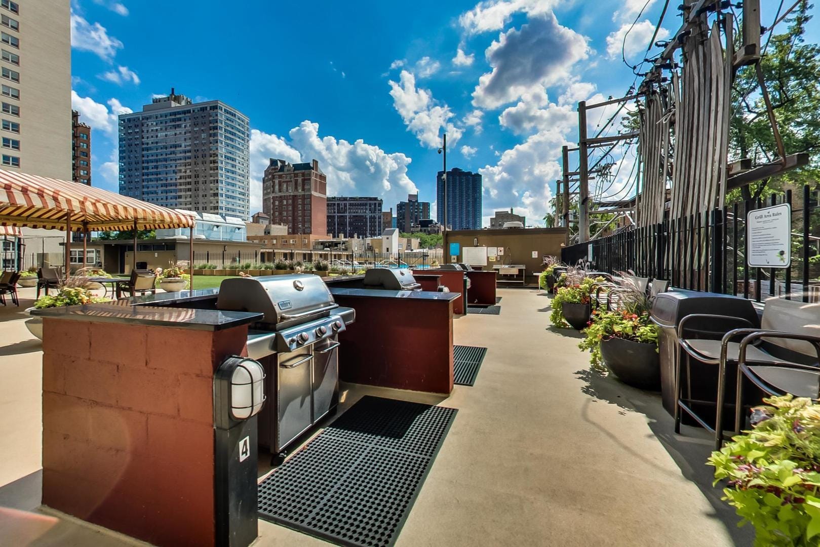 Building Photo - 655 W Irving Park Rd