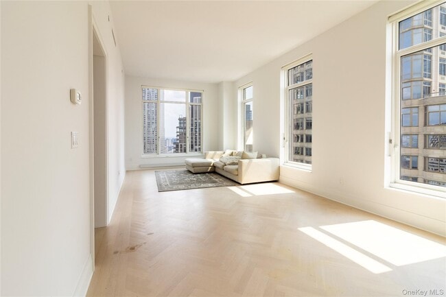 Building Photo - 30 Park Pl