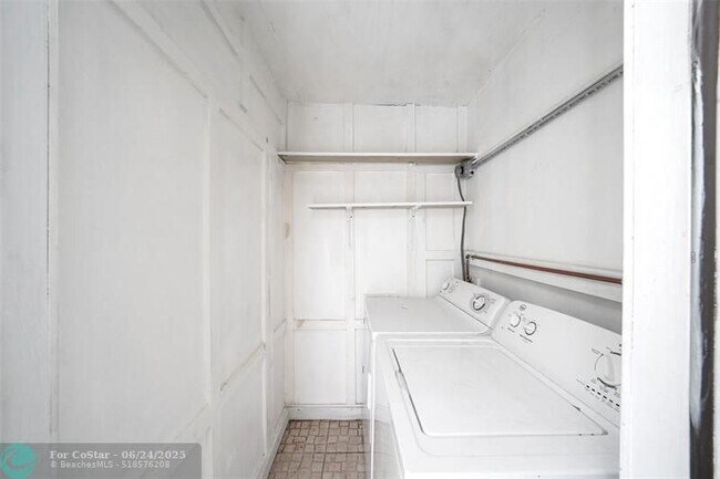 Building Photo - 4260 NW 173rd Dr