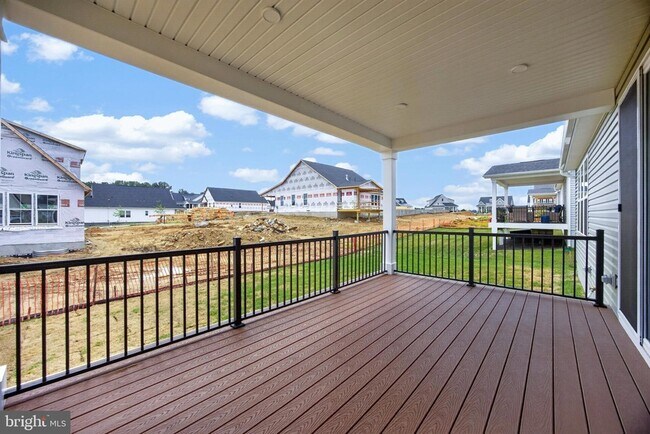 Building Photo - 1422 Gilray Dr