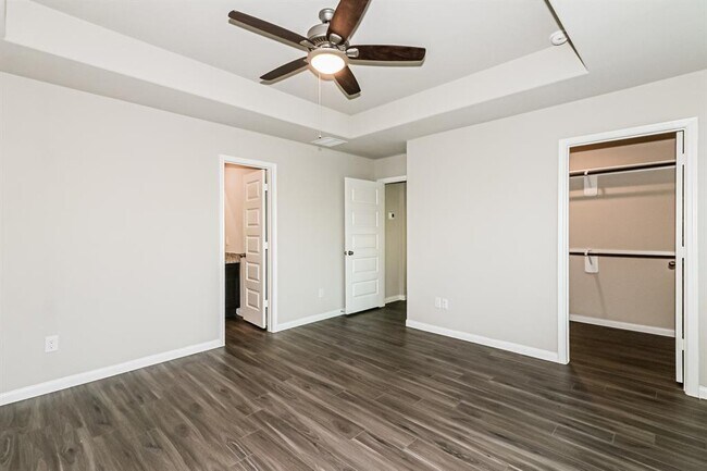 Building Photo - 5127 Shelby Katherine Dr