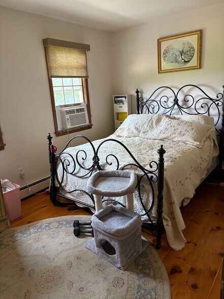 Master Bedroom - 26 Orchard Crest Dr