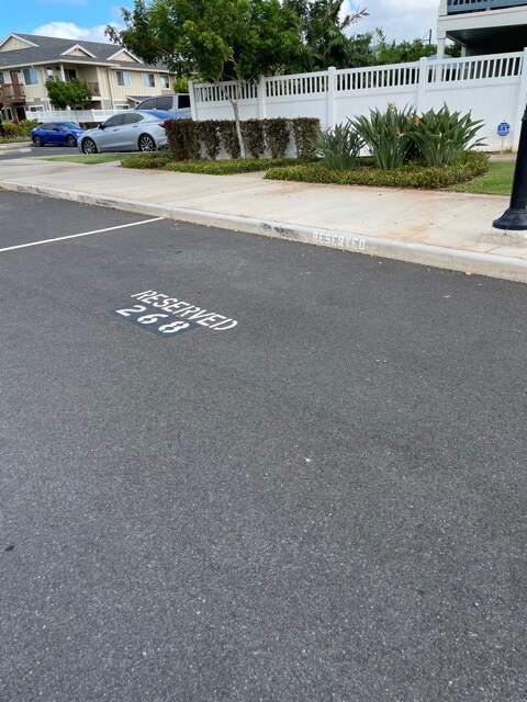 Building Photo - 801 Kakala St