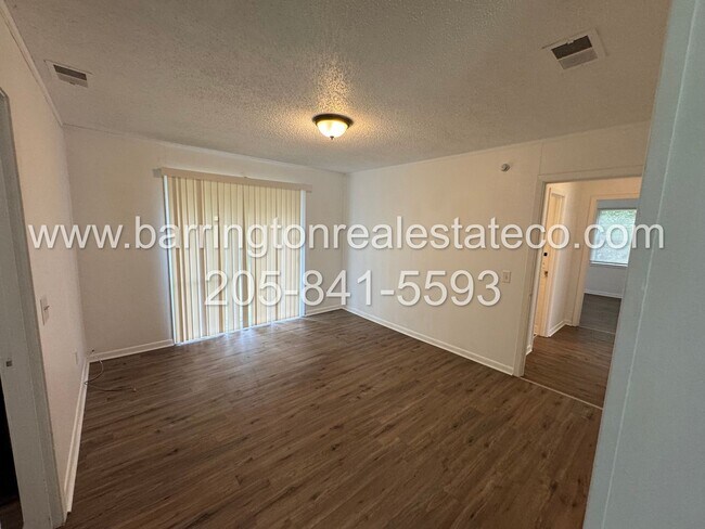 Building Photo - 1500 Cherry Ave