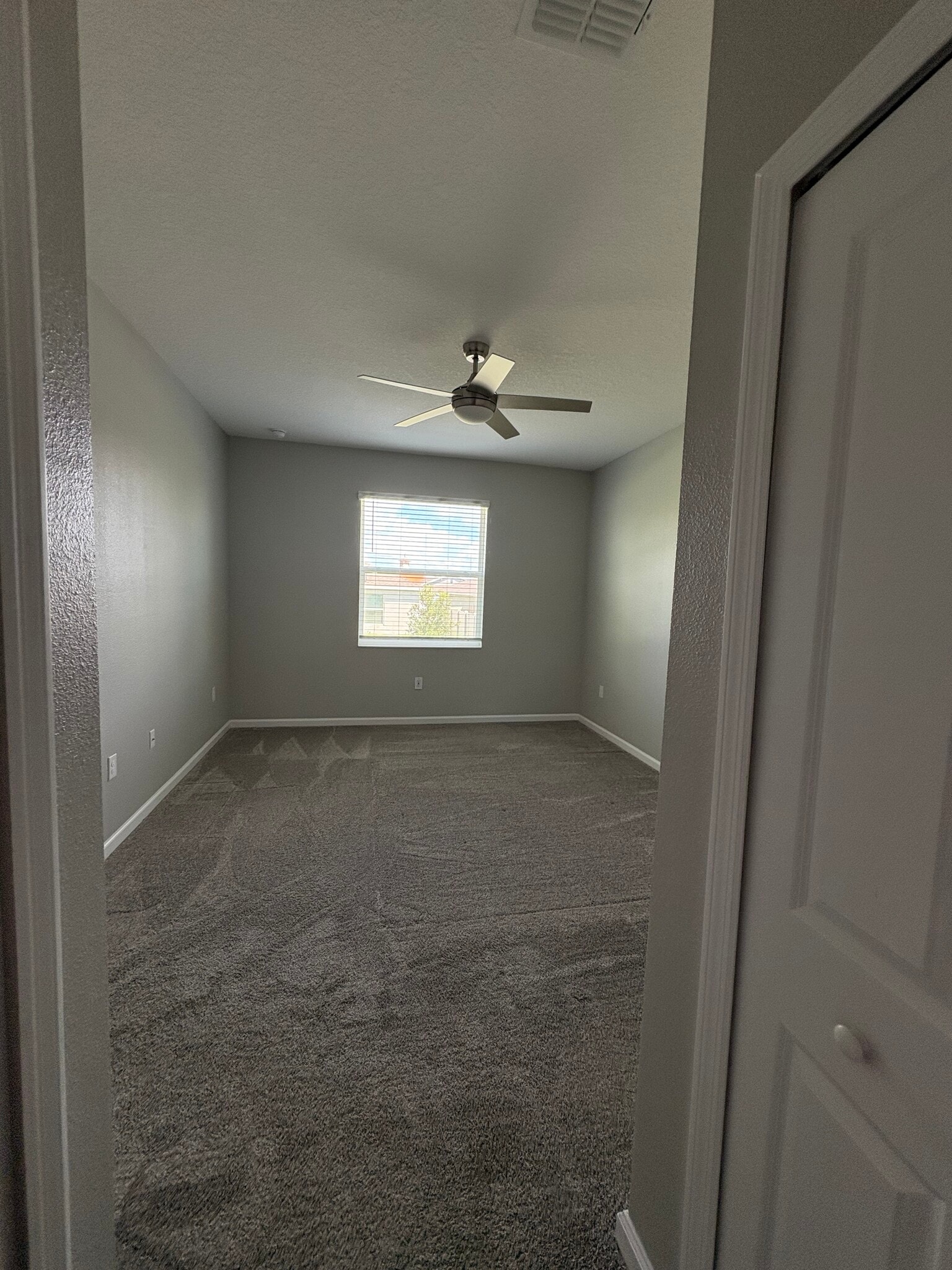 Building Photo - 1185 Saguaro St