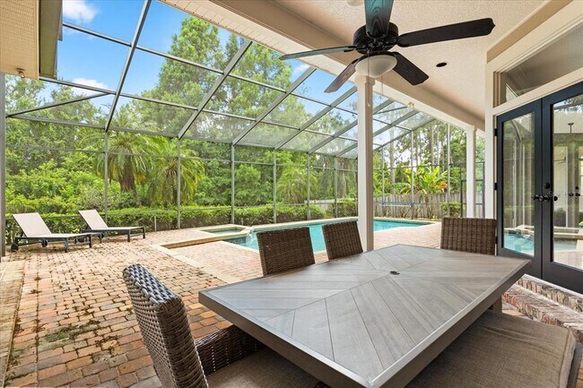 Building Photo - 8800 Torey Pines Terrace