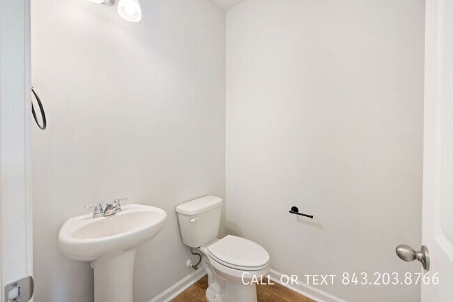 Building Photo - 148 Cherry Grv Dr