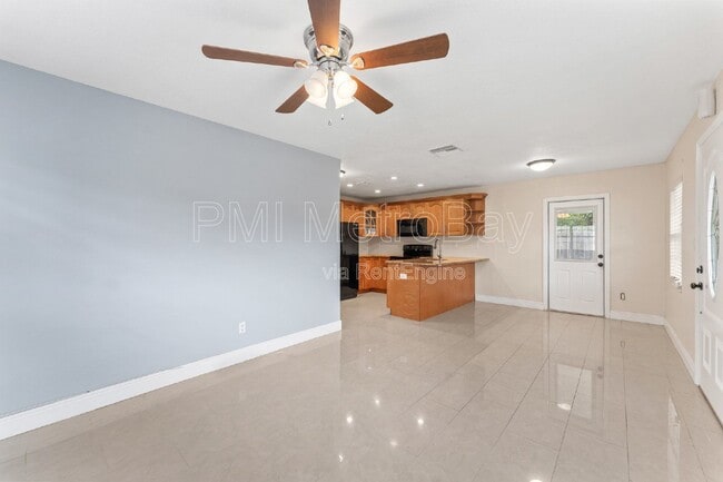 Building Photo - 4312 W Nassau St