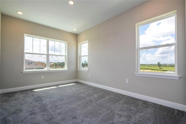 Building Photo - 16350 Hamlin Vw St