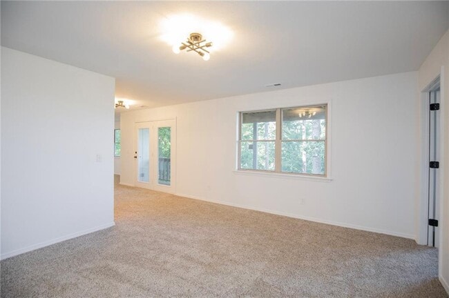 Building Photo - 8165 Old White River Rd