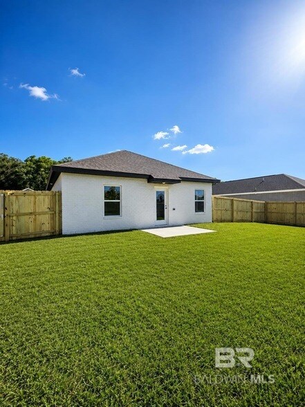 Building Photo - 16216 Tigris Dr