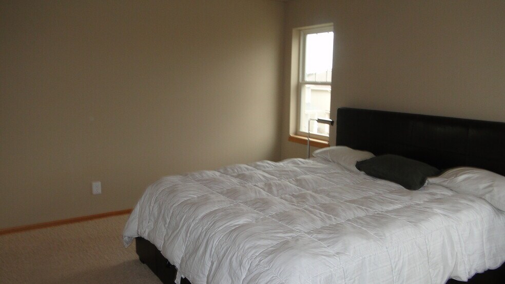 Building Photo - 9302 Briar Haven Dr