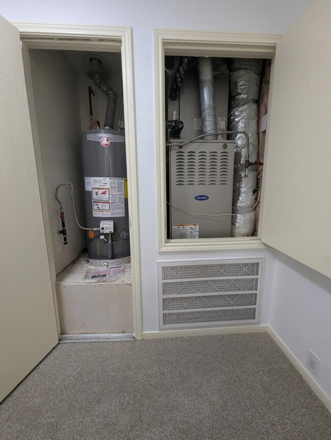 Building Photo - 13422 Sarento Village