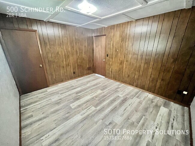 Building Photo - 500 Schindler Rd
