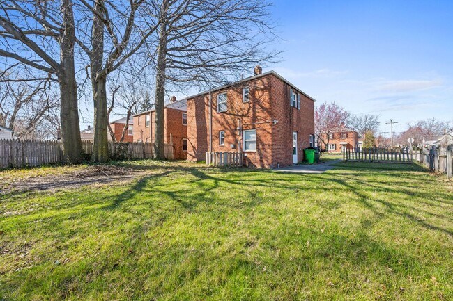 Building Photo - 21000 Priday Ave