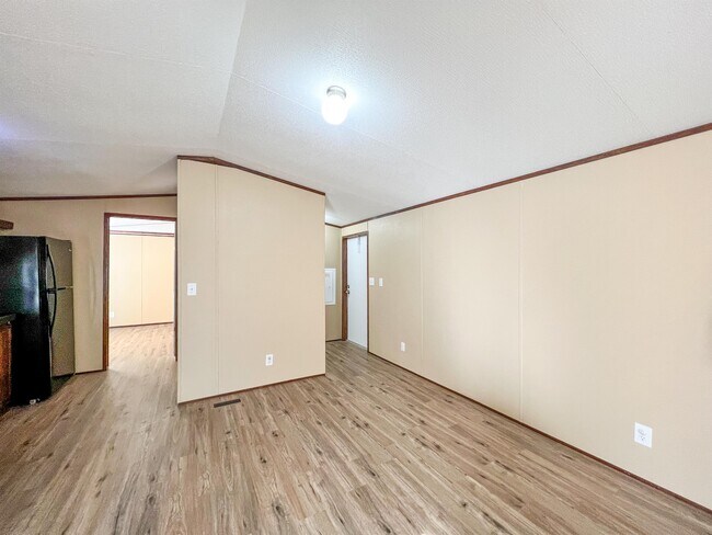 Building Photo - 1166 Ramble Hills