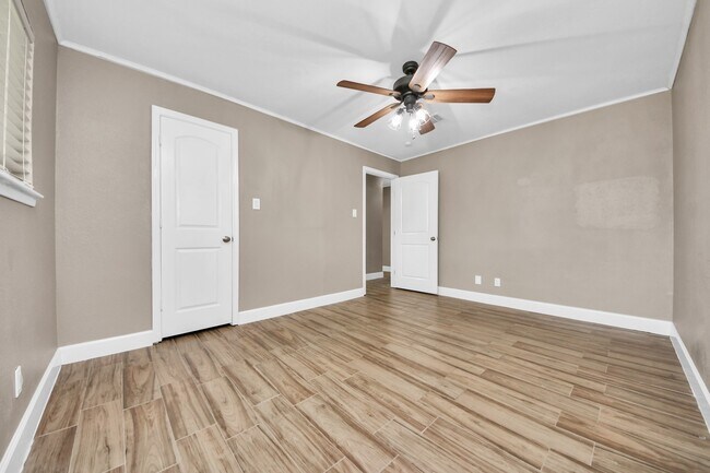 Building Photo - 12733 7th St