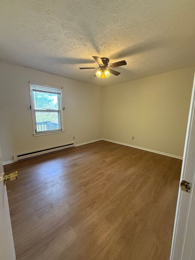 Building Photo - power260