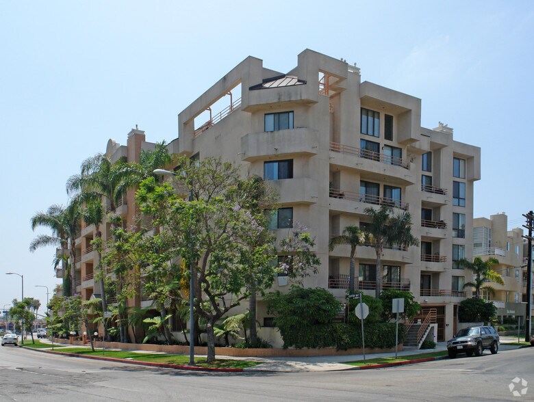 8544 Burton Way 8544 Burton Way Los Angeles CA 90048 Apartment Finder