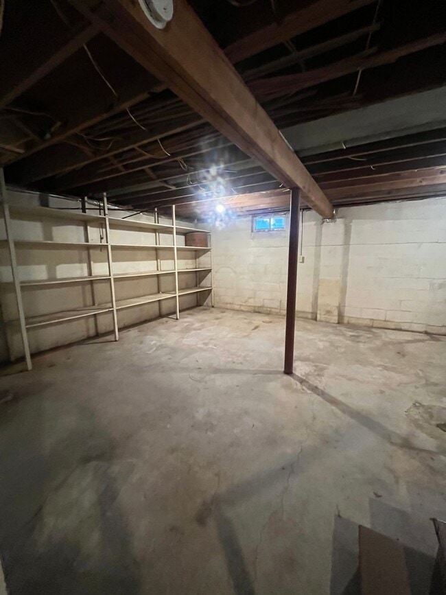 Building Photo - 507 Walnut St