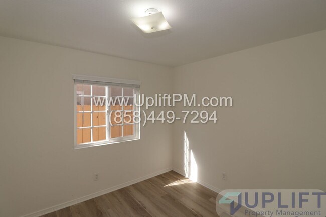 Building Photo - 4 Bedroom 2 Bath Home in the Heart of Mira Mesa. MOVE IN SPECIAL $300 OFF FIRST MONTH'S RENT