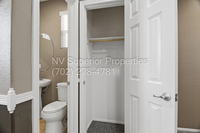 Building Photo - NW!! 4 Bedrooms!!! One Bedroom Down!!  Pool!!! Tankless Hot Water Heater!! Court yard at entrance...