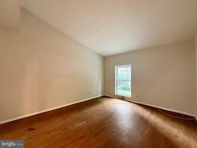 Building Photo - 1203 Gilpin Ave
