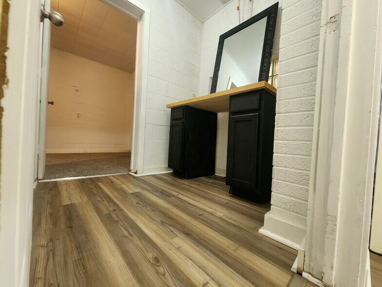 Bathroom - 209 West Ave S