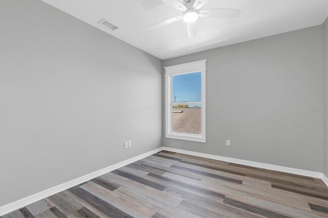 Building Photo - 1015 Windton Oak Dr