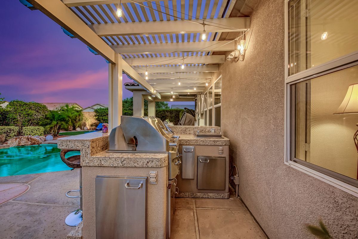 Building Photo - 41424 Trumble Ct