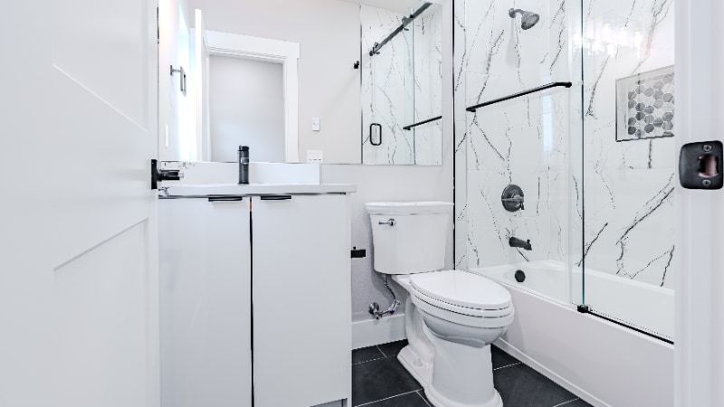 Building Photo - 2106 Oakes Ave