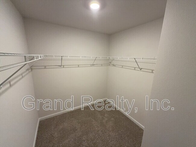 Building Photo - 4395 Winged Elm Ct