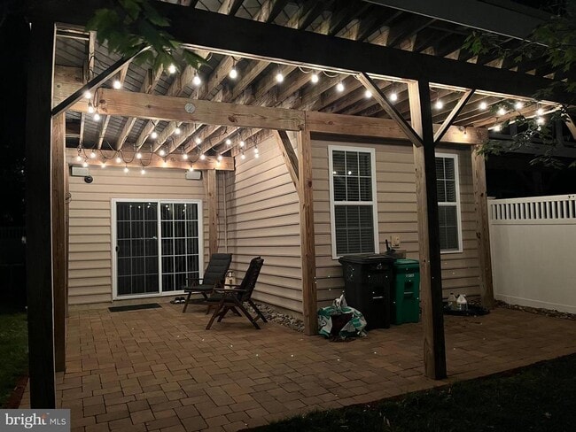 Building Photo - 4512 Grazing Way