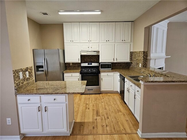 Building Photo - 2784 Terrell Trace Dr SE