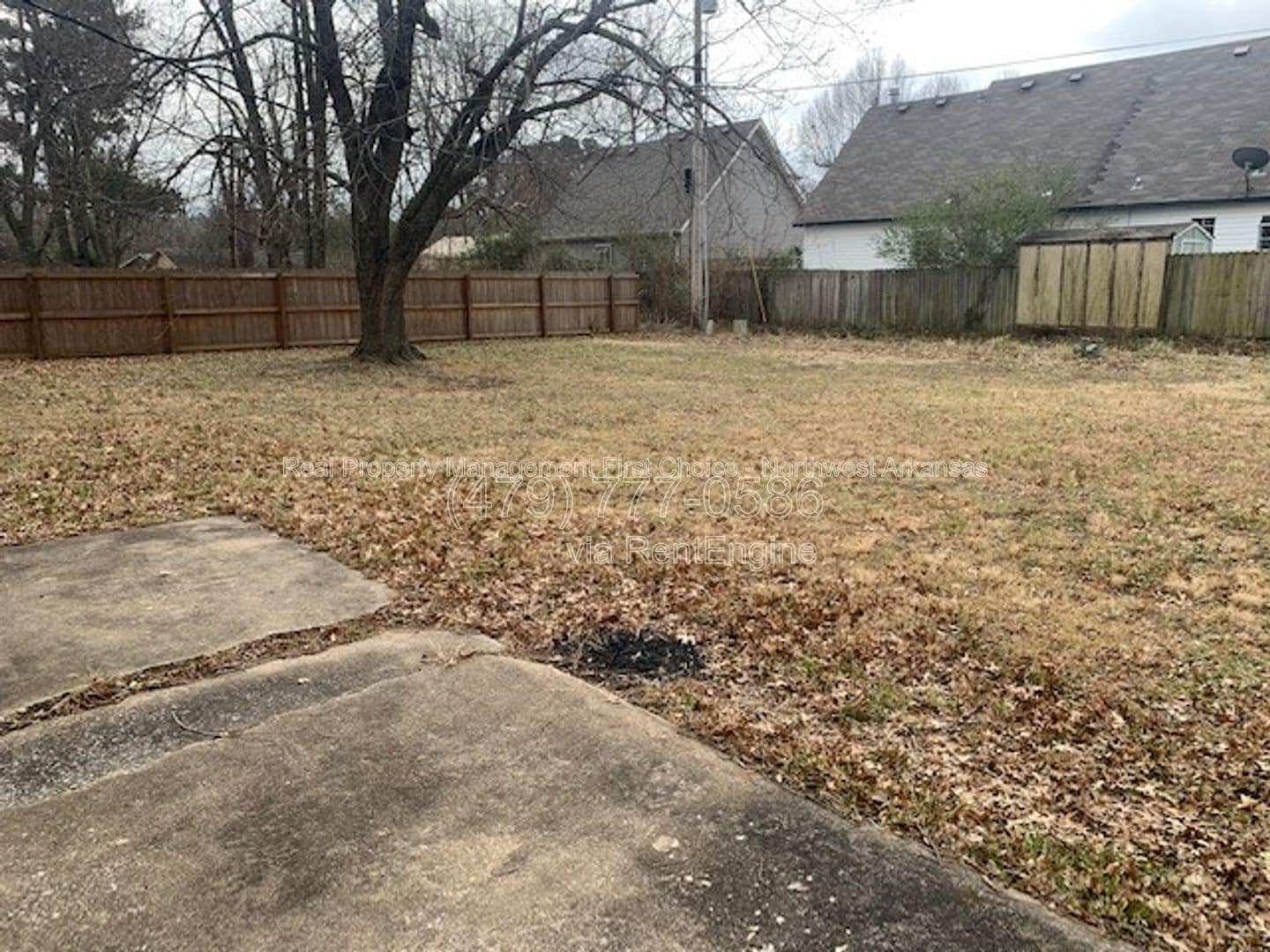 Building Photo - 1039 W Bel Air Dr