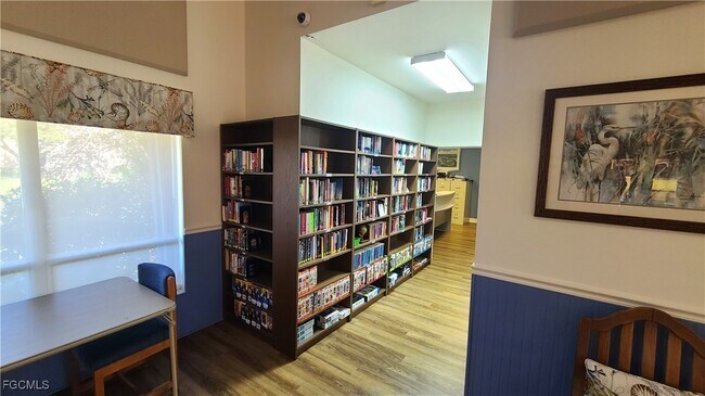 Building Photo - 14571 Daffodil Dr