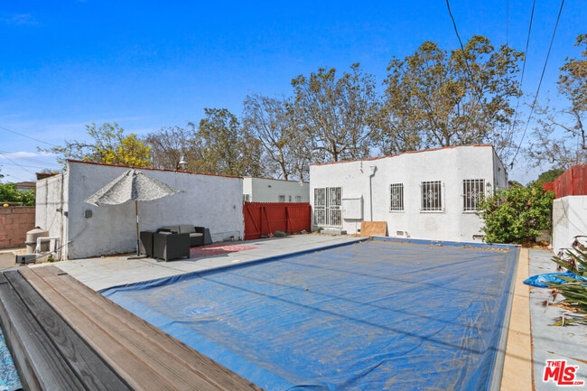 Building Photo - 3722 Wellington Rd